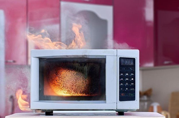 Is it Safe to Microwave Glass? A Busy Cook’s Guide to Reheating Safely - Razab